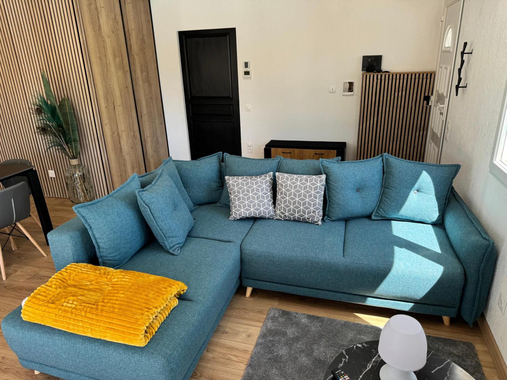 Villa La Lagune Piscine Et Spa Prives 8 Couchages Parking Prive Et Borne De Recharge Electrique Le Barcares Bilik gambar